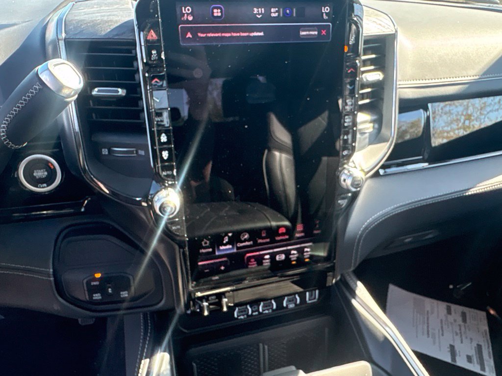 New 2027 RAM 3500 Limited AWD/4WD image 38