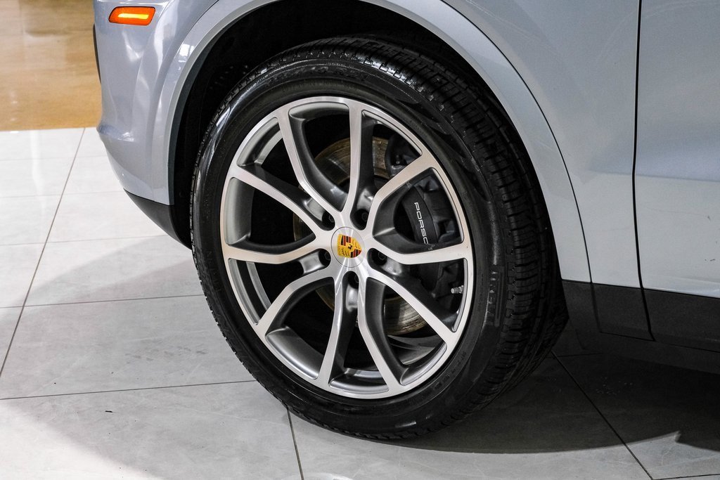 Used 2023 Porsche Cayenne image 53
