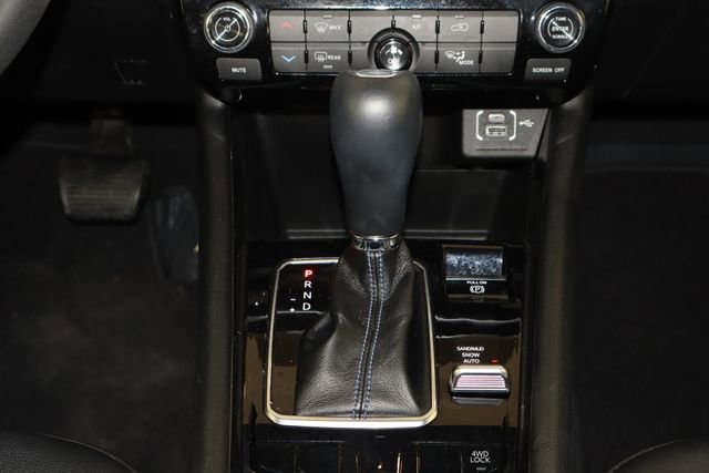 Used 2022 Jeep Compass Latitude AWD/4WD image 27