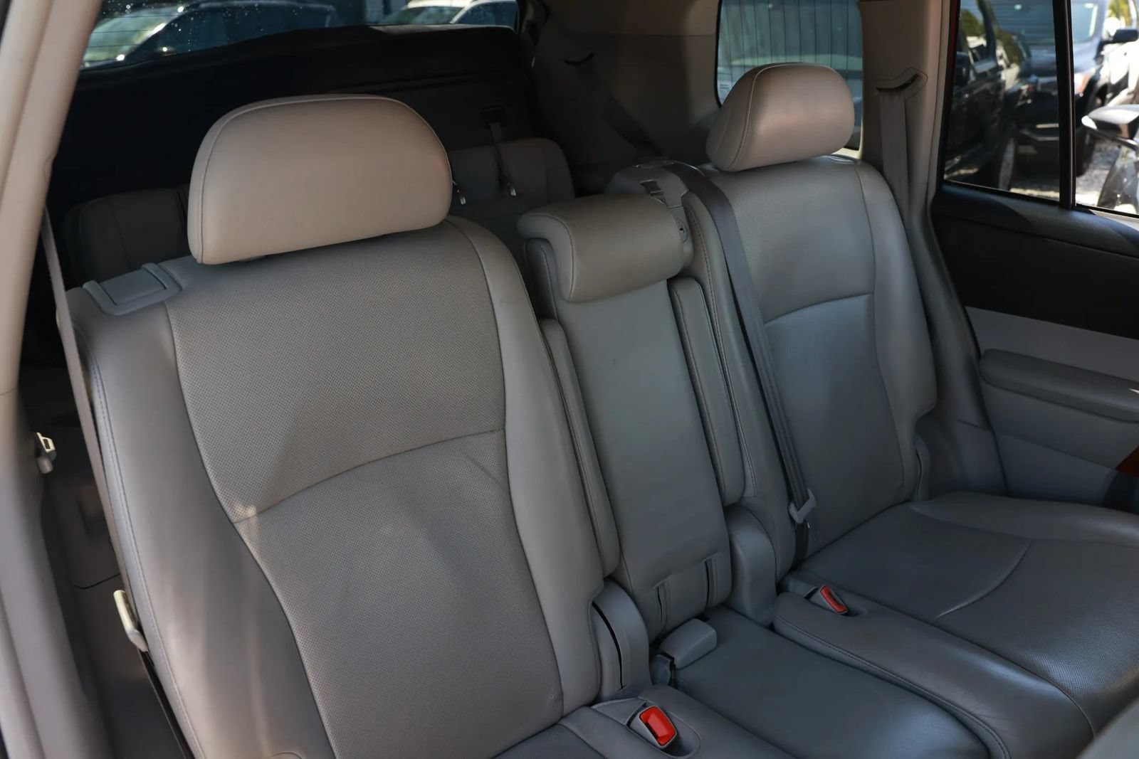Used 2013 Toyota Highlander Limited AWD/4WD image 25