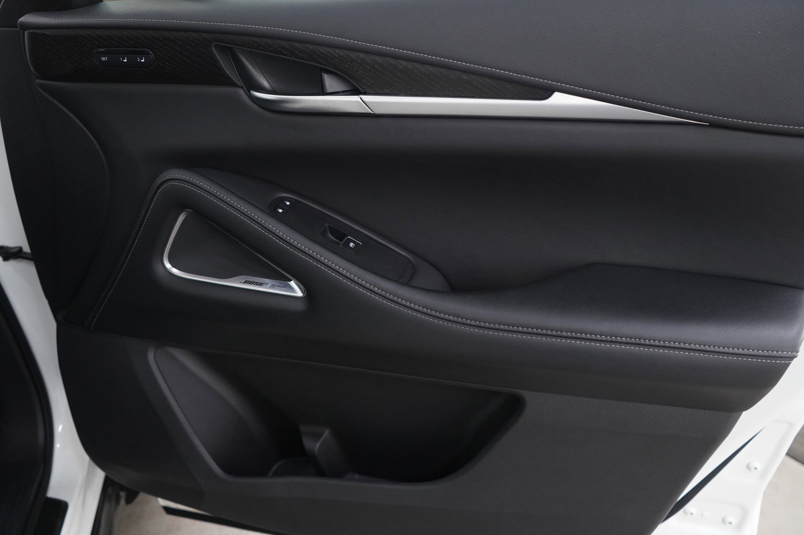 Used 2024 INFINITI QX60 Sensory AWD/4WD image 12