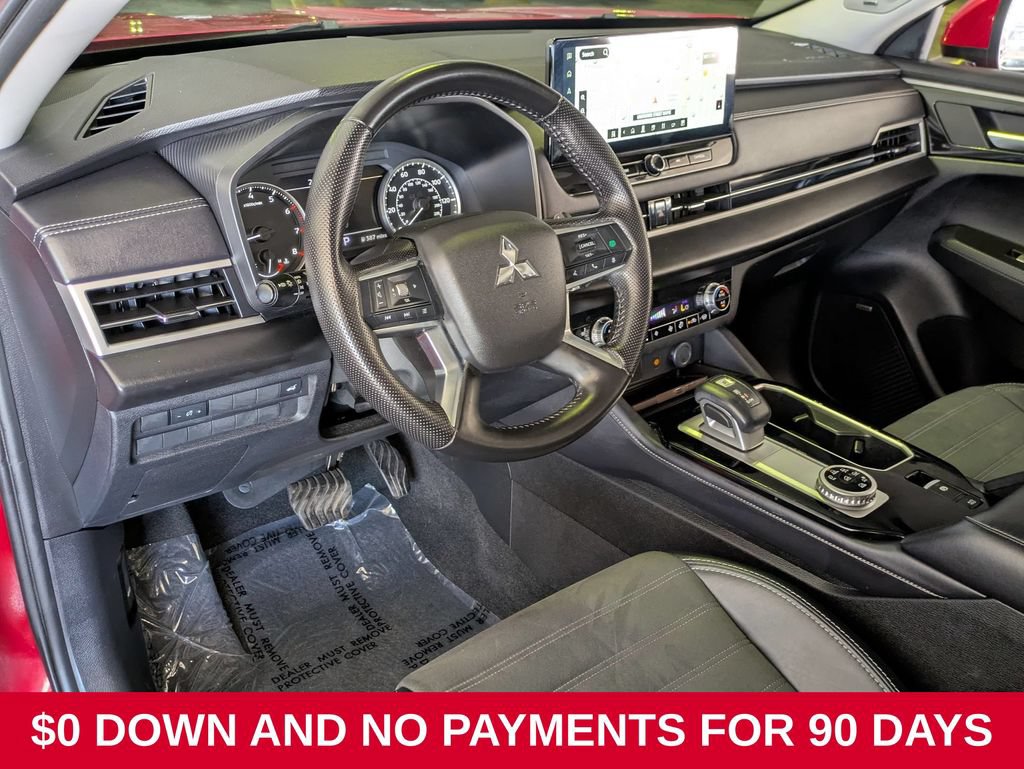 Used 2025 Mitsubishi Outlander SE AWD/4WD image 14