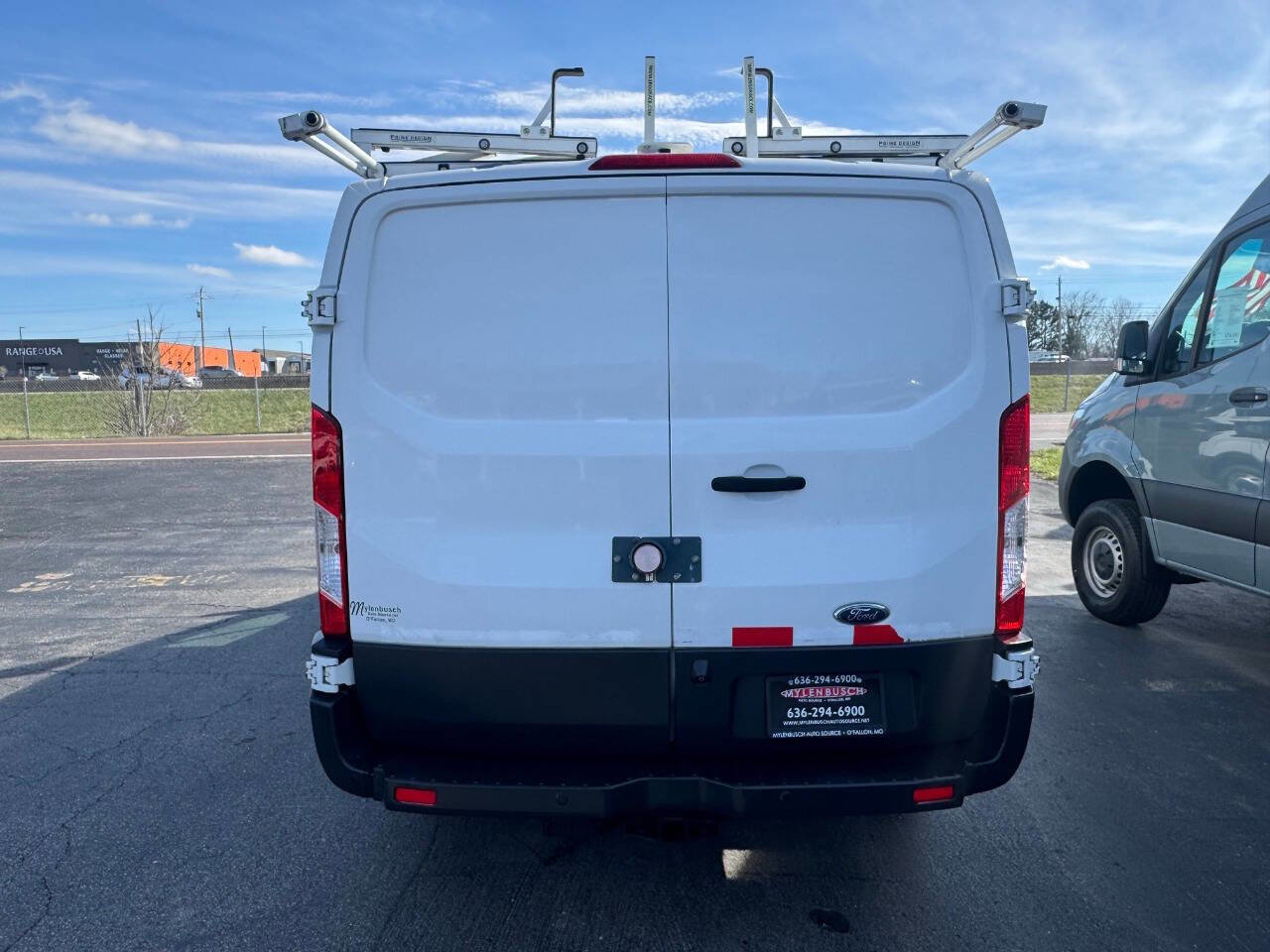 Used 2015 Ford Transit 250 130 Low Roof image 7