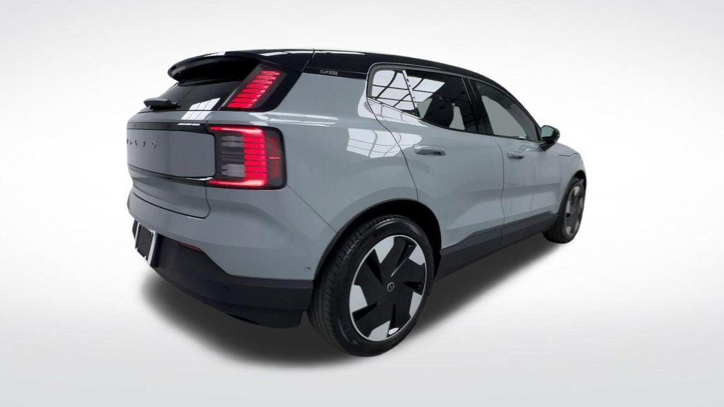 Used 2025 Volvo EX30 Ultra AWD/4WD image 8