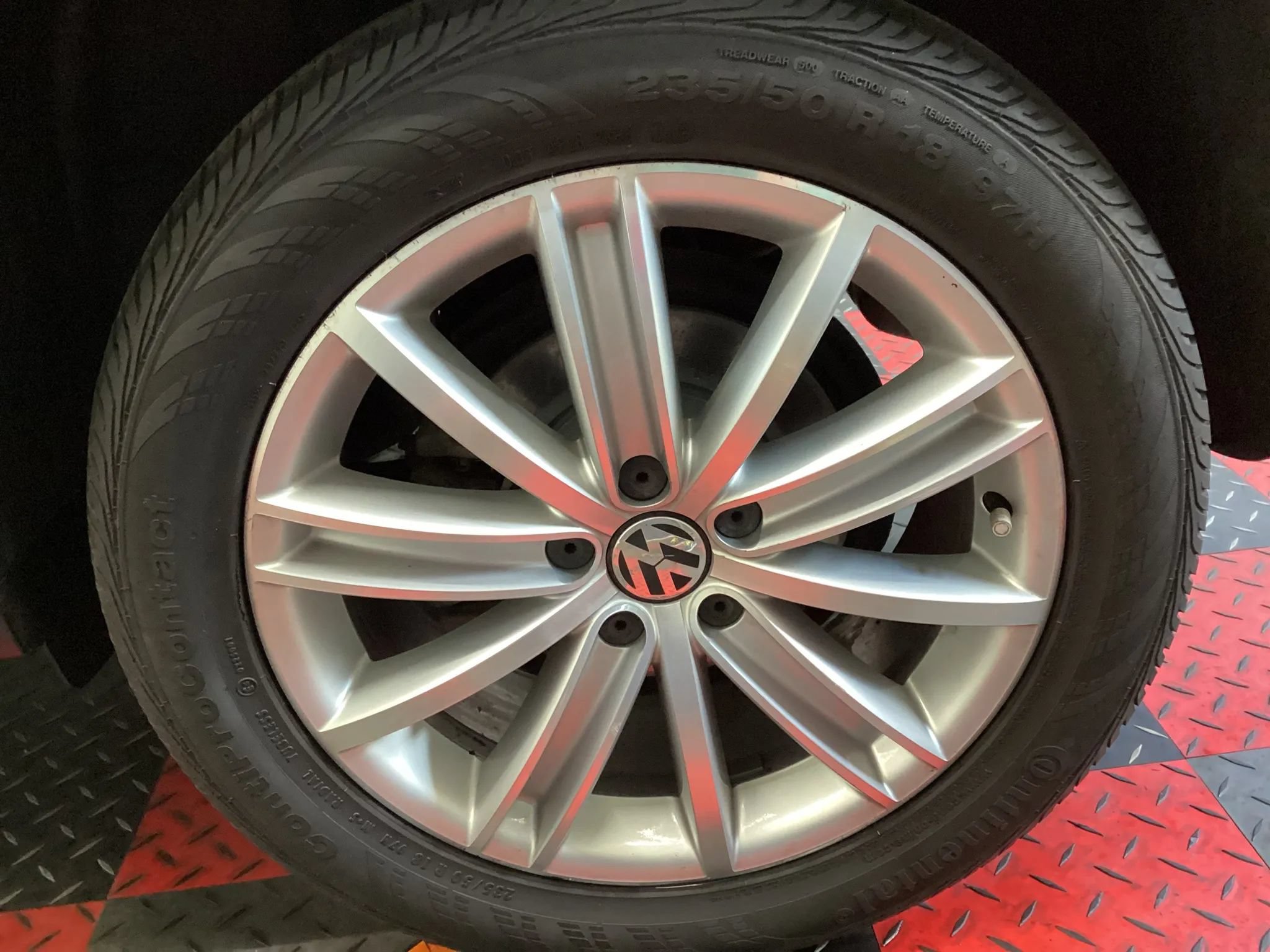 Used 2016 Volkswagen Tiguan SE FWD image 5