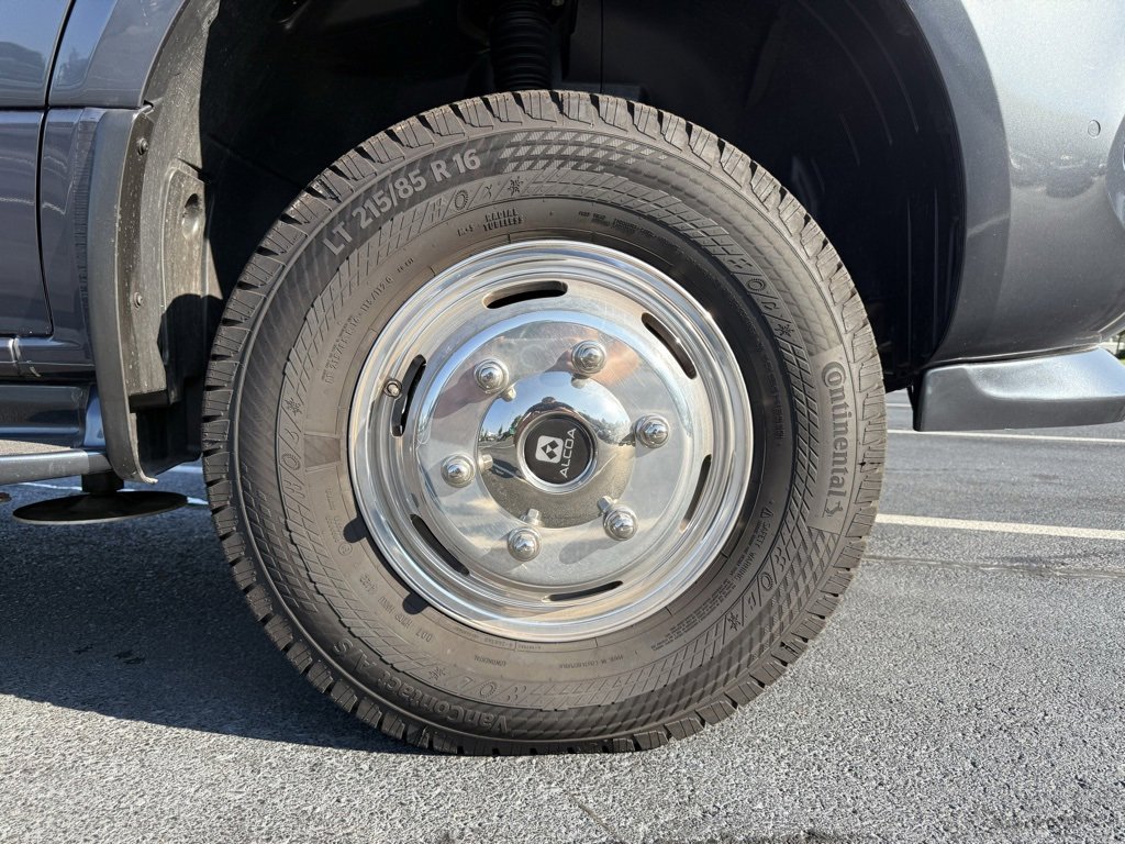 Used 2023 Mercedes-Benz Sprinter 3500 image 40