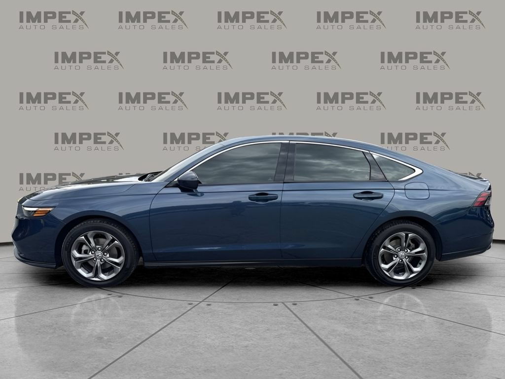 Used 2024 Honda Accord EX image 2