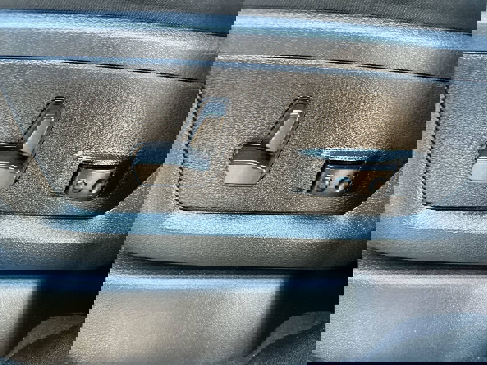 Used 2025 RAM 2500 Limited image 12