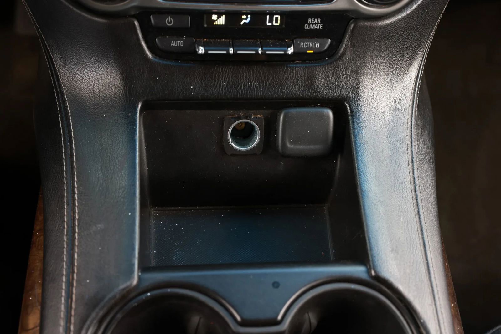 Used 2015 Chevrolet Suburban LS w/ Max Trailering Package image 38