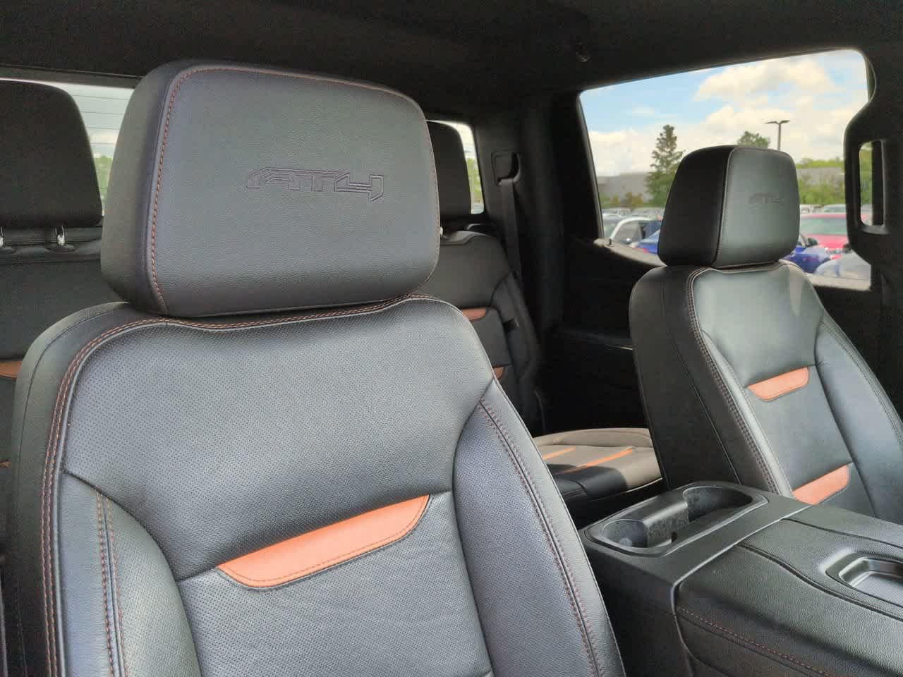 Used 2020 GMC Sierra 1500 AT4 w/ AT4 Premium Package AWD/4WD image 7