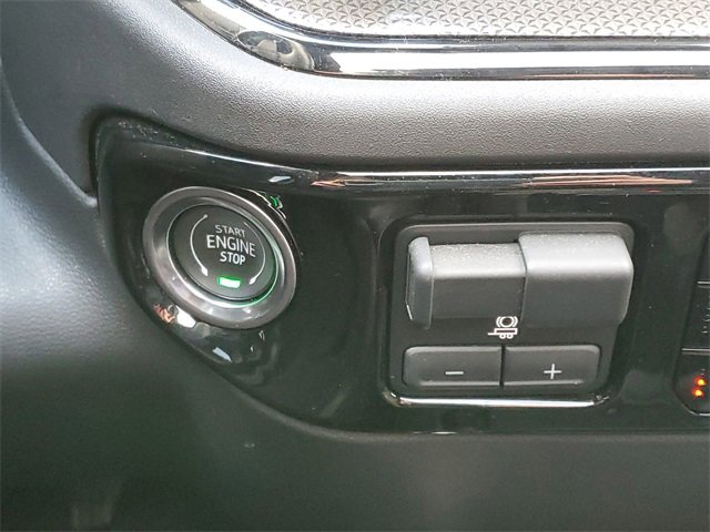 Used 2024 Chevrolet Silverado 1500 ZR2 w/ LPO, Dark Essentials Package image 17