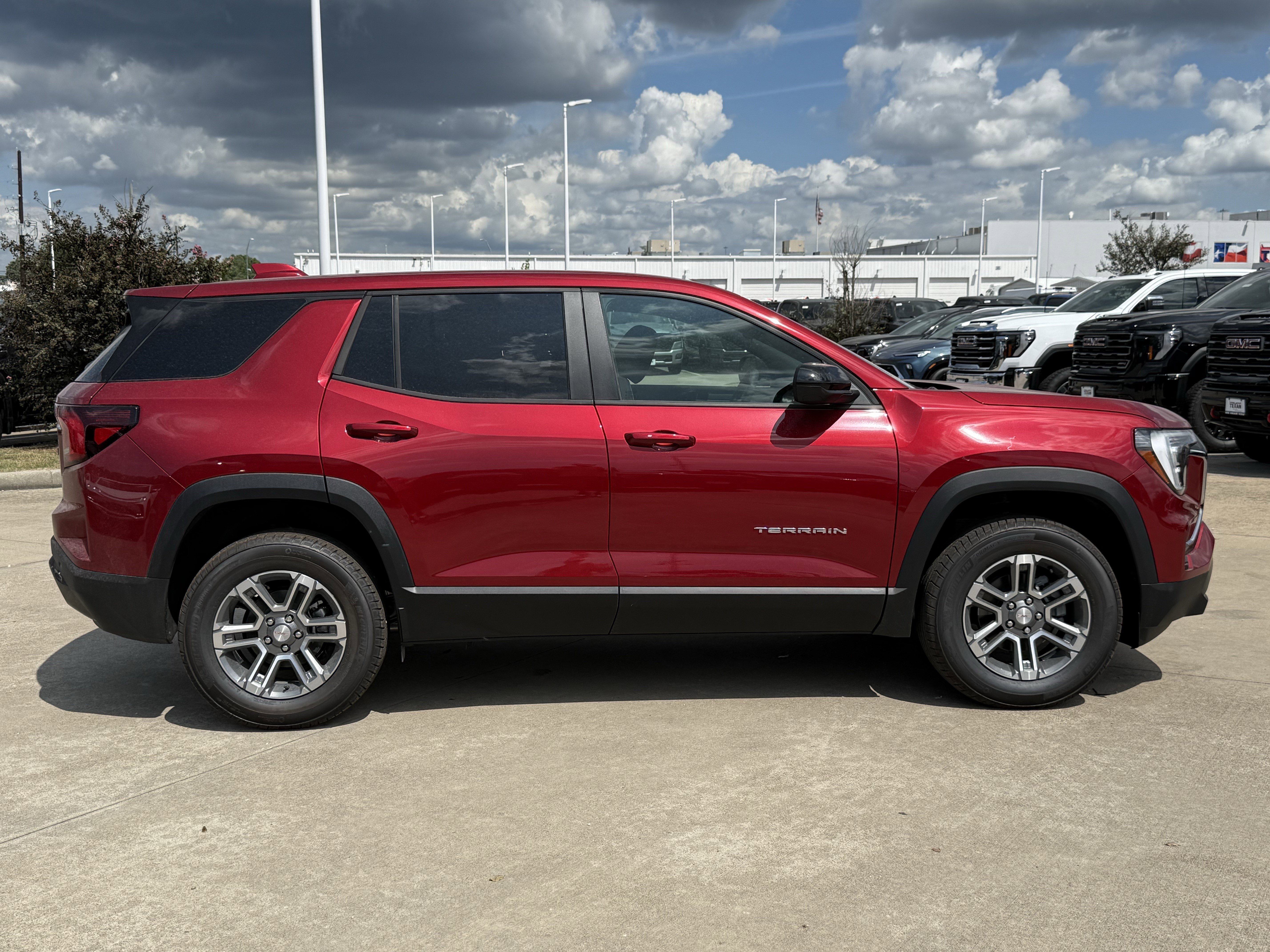 New 2026 GMC Terrain Elevation image 3