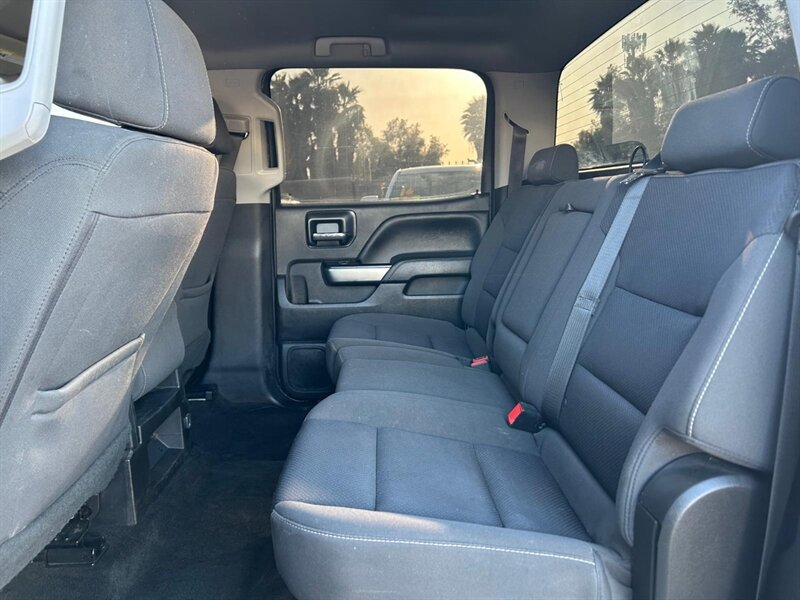 Used 2018 Chevrolet Silverado 1500 LT w/ All Star Edition RWD image 12