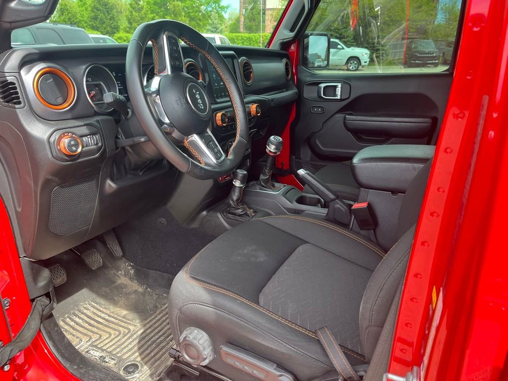 Used 2022 Jeep Gladiator Mojave AWD/4WD image 7