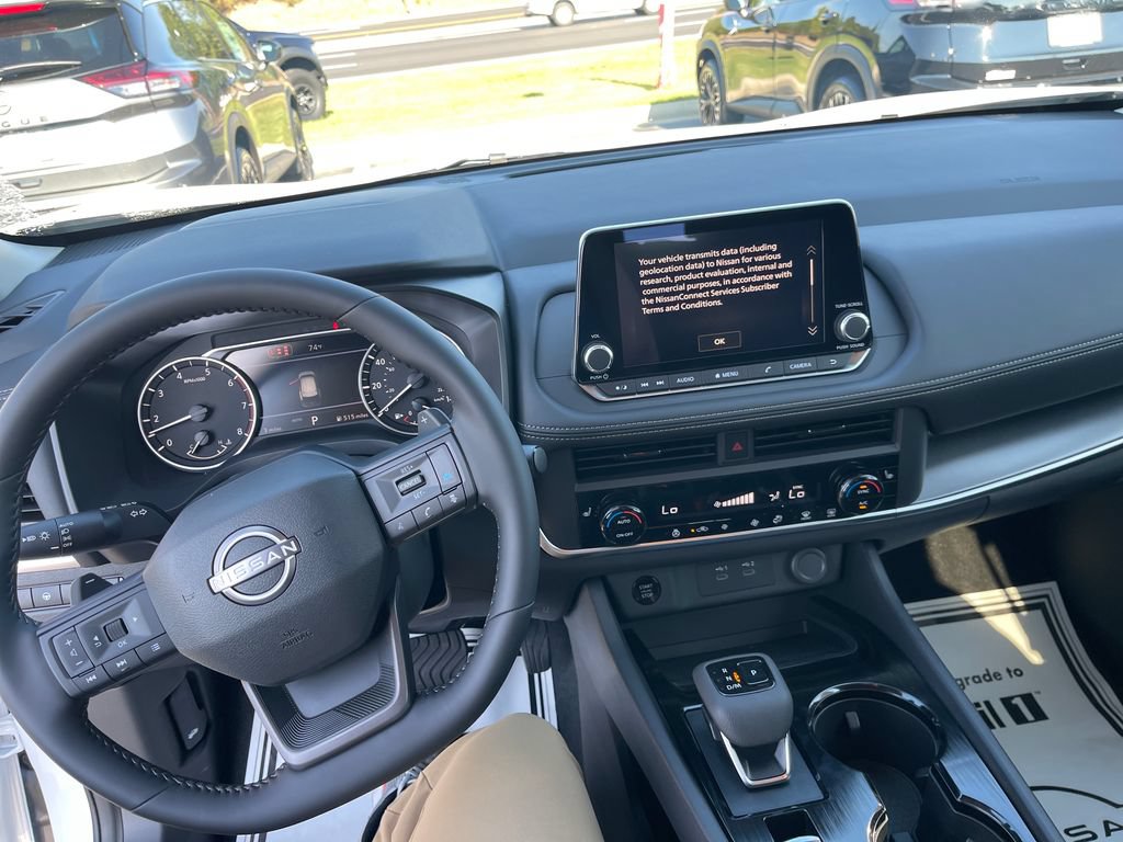 New 2026 Nissan Rogue SV w/ Cold Weather Package AWD/4WD image 16