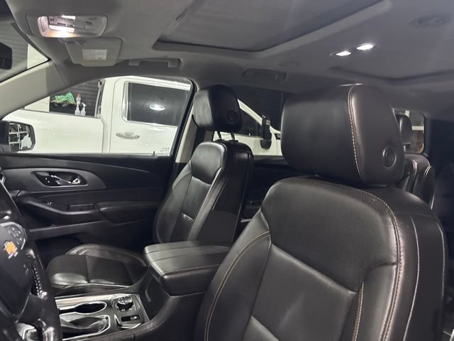Used 2021 Chevrolet Traverse Premier w/ Redline Edition AWD/4WD image 12