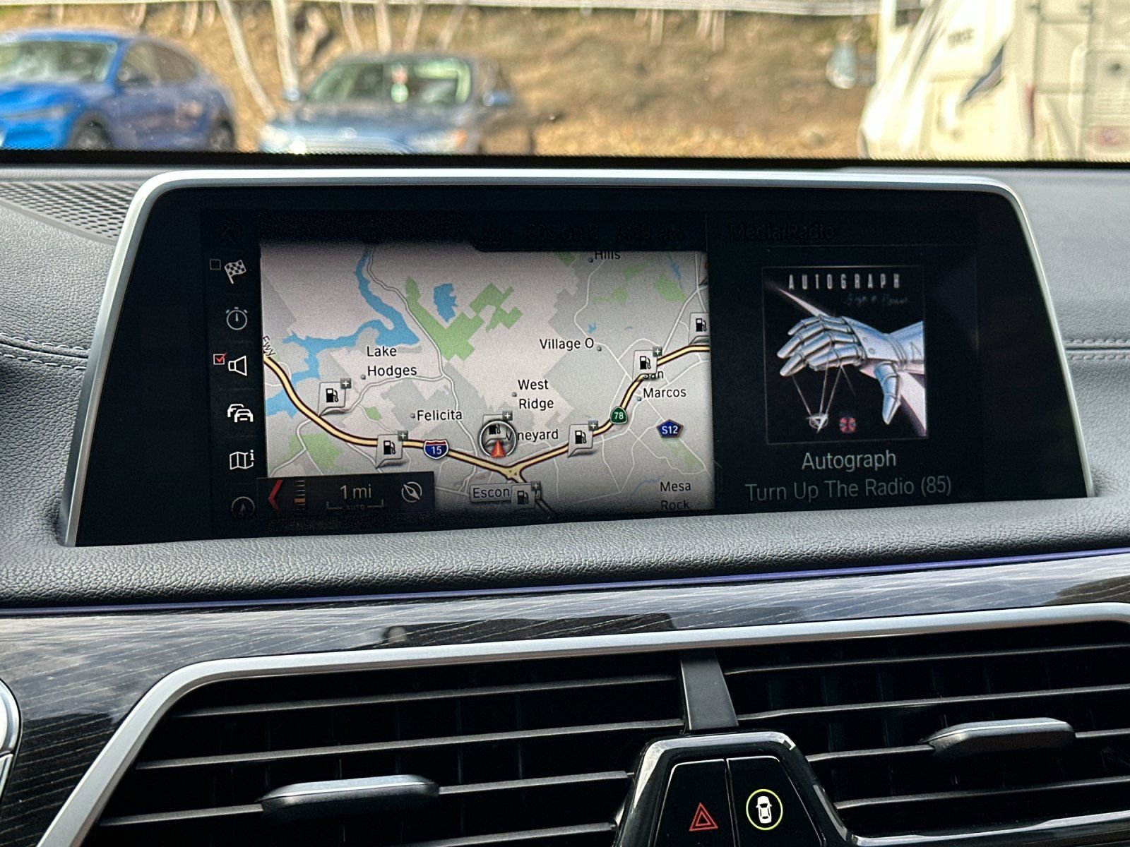 Used 2019 BMW 750i w/ M Sport Package image 22