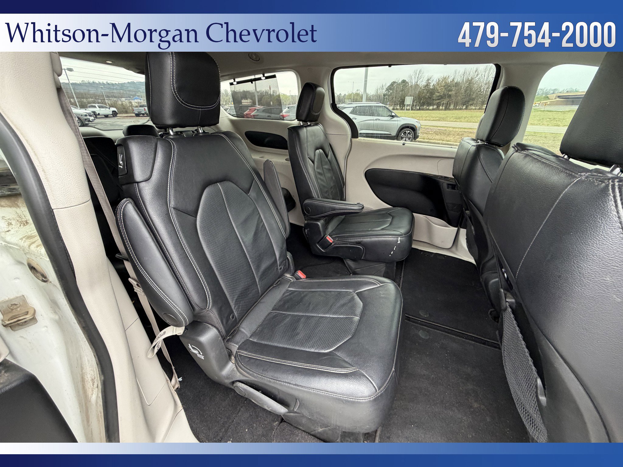 Used 2022 Chrysler Pacifica Touring-L image 38