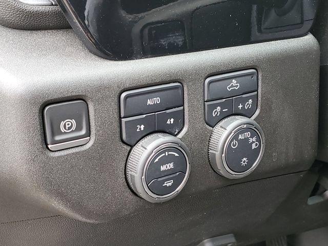 Certified 2022 Chevrolet Silverado 1500 LT AWD/4WD image 8