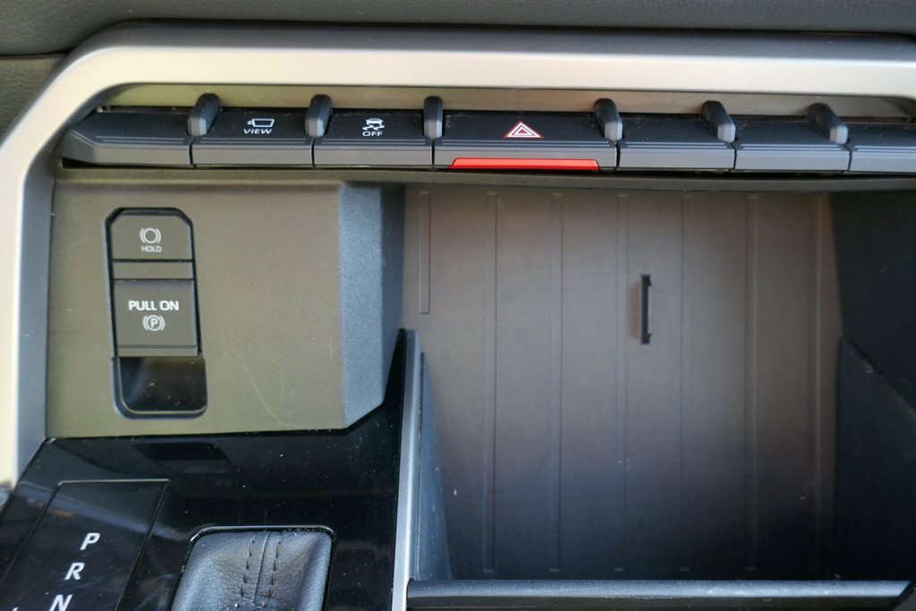 Used 2023 Toyota Sequoia Limited image 32