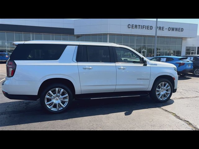 Certified 2023 Chevrolet Suburban High Country AWD/4WD image 9