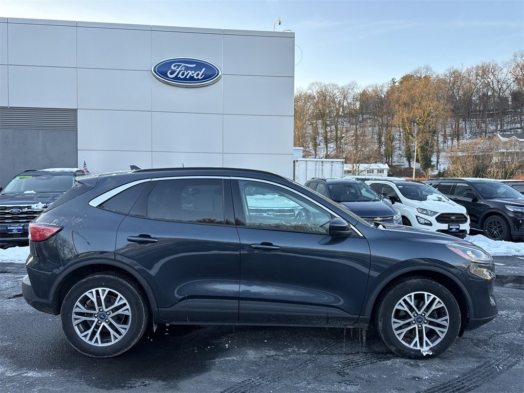 Used 2022 Ford Escape SEL image 3