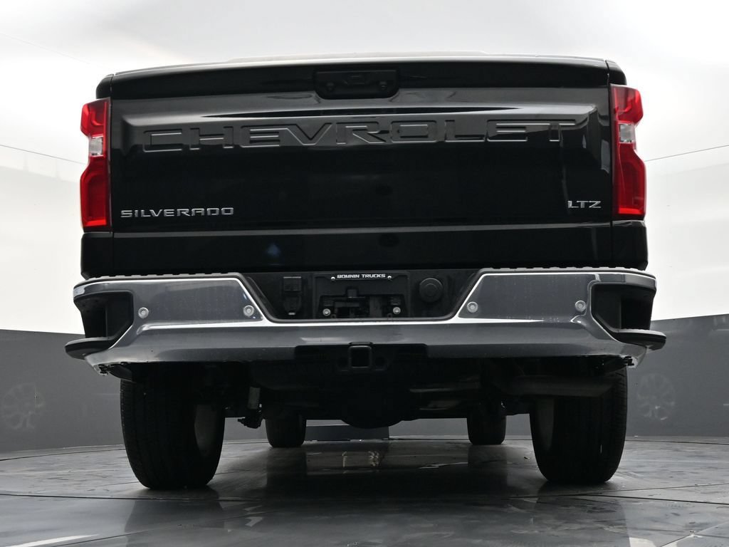Used 2022 Chevrolet Silverado 1500 LTZ w/ LTZ Premium Package RWD image 22