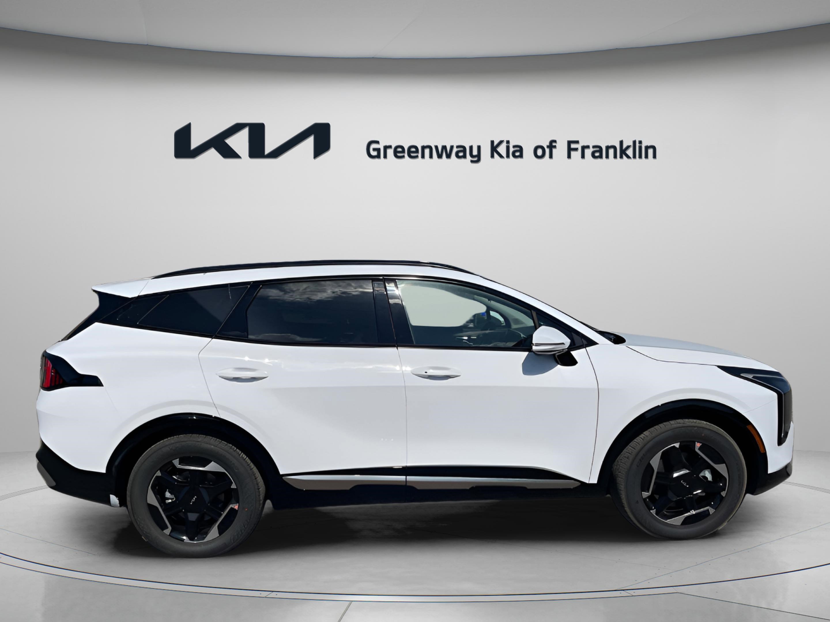 New 2026 Kia Sportage SX image 8