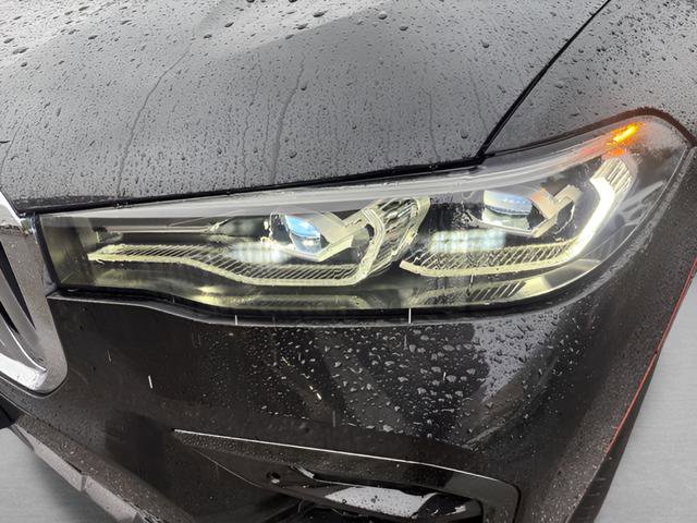Used 2019 BMW X7 xDrive40i w/ M Sport Package image 32