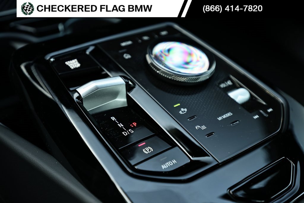 Certified 2025 BMW 530i w/ Premium Package image 38