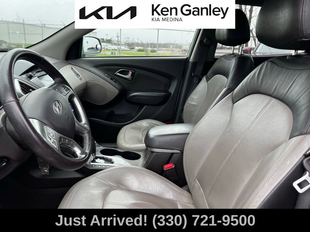 Used 2011 Hyundai Tucson Limited w/ Premium Pkg 3 image 11