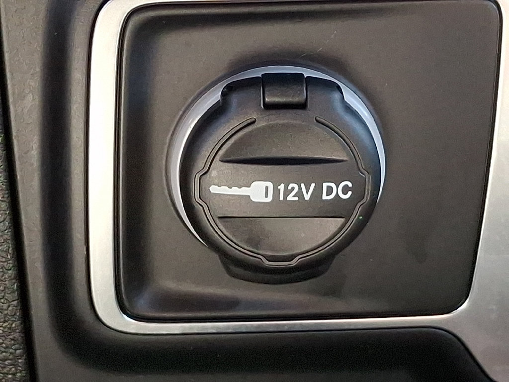 Used 2025 Jeep Wrangler Sport AWD/4WD image 23