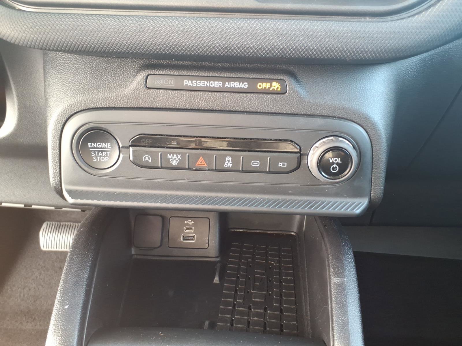 Certified 2025 Ford Bronco Sport Big Bend w/ Convenience Package image 19