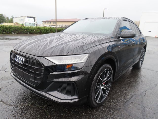 Used 2023 Audi Q8 Premium Plus w/ Premium Plus Package image 3