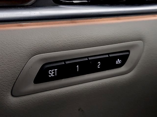 Used 2018 Cadillac XTS Luxury image 26