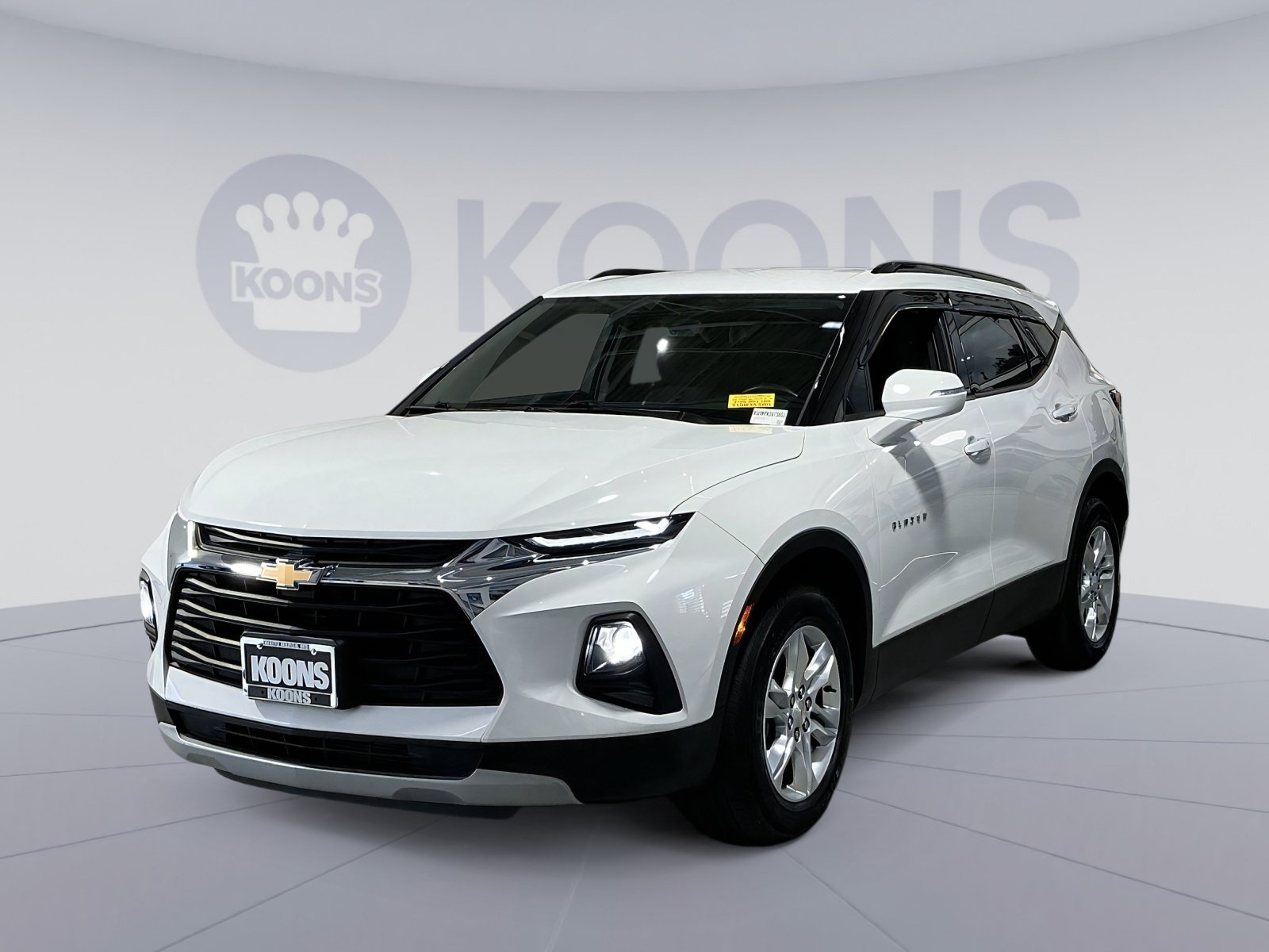 Used 2019 Chevrolet Blazer LT FWD image 1