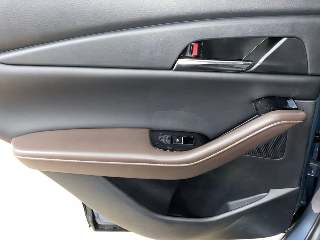 Certified 2025 MAZDA CX-30 2.5 Turbo w/ Premium Plus Pkg image 32