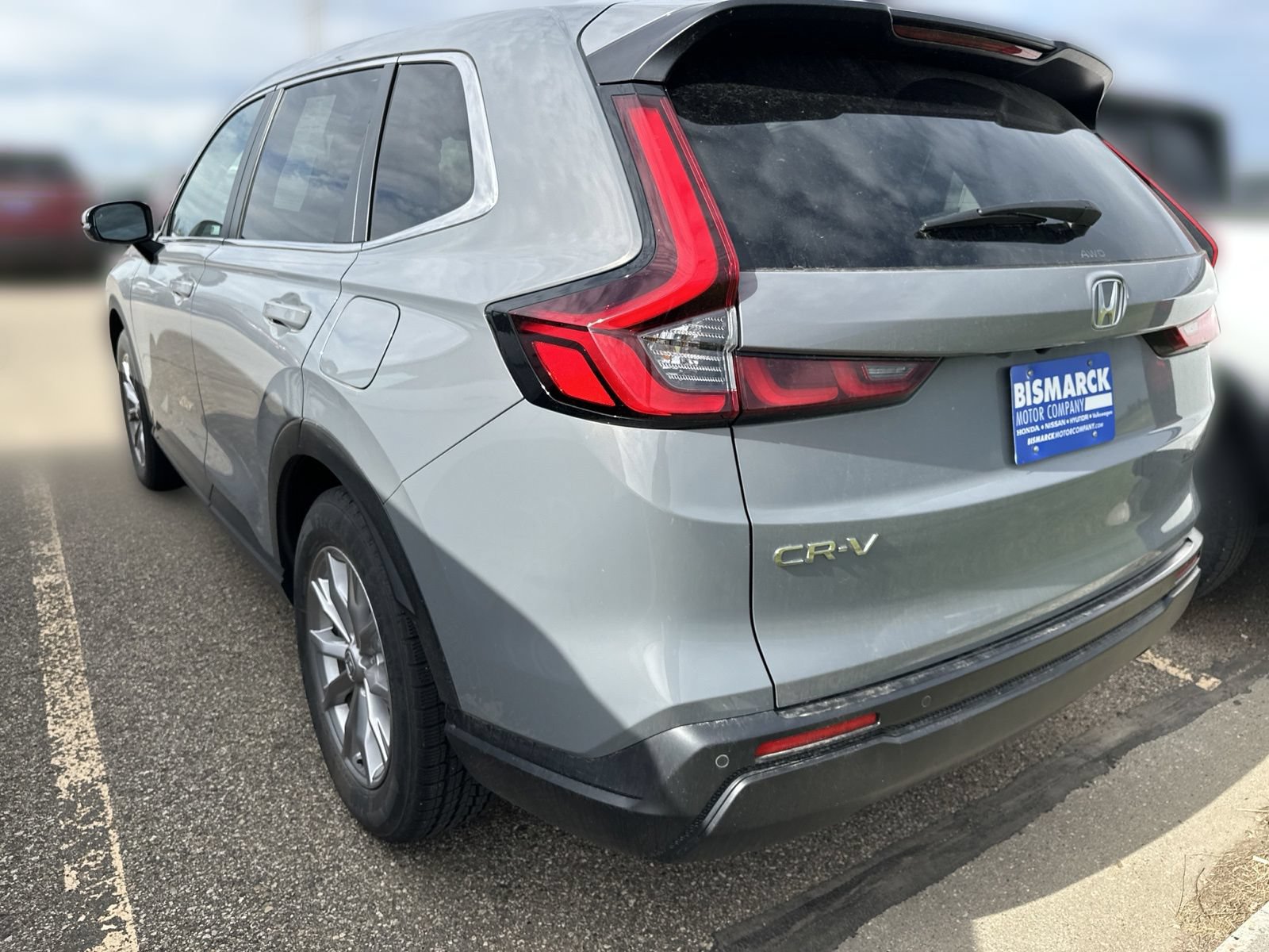 Used 2024 Honda CR-V EX-L image 4