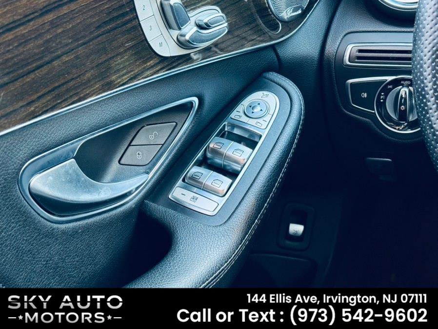 Used 2015 Mercedes-Benz C 400 4MATIC image 14