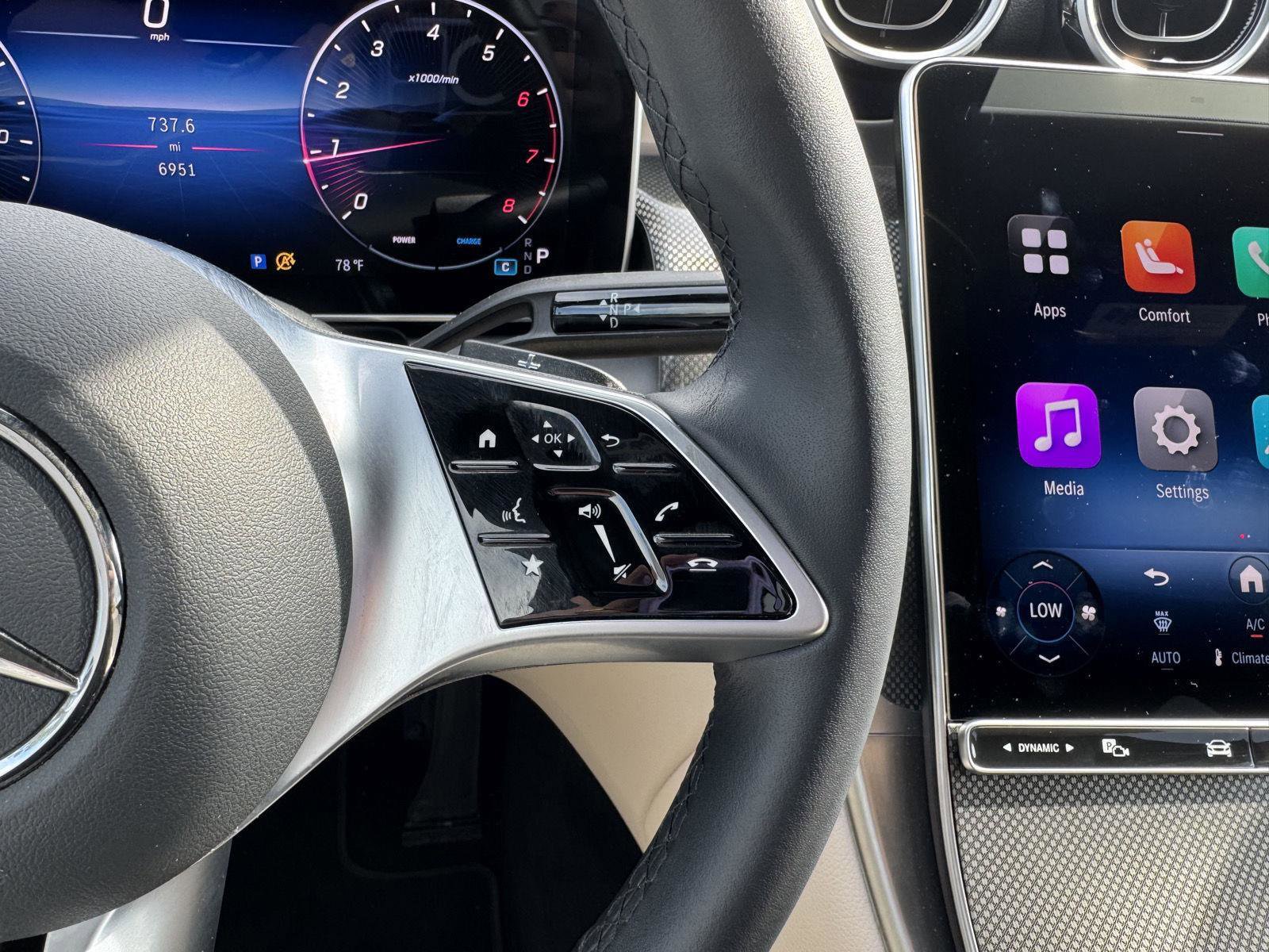 Certified 2025 Mercedes-Benz GLC 300 image 12