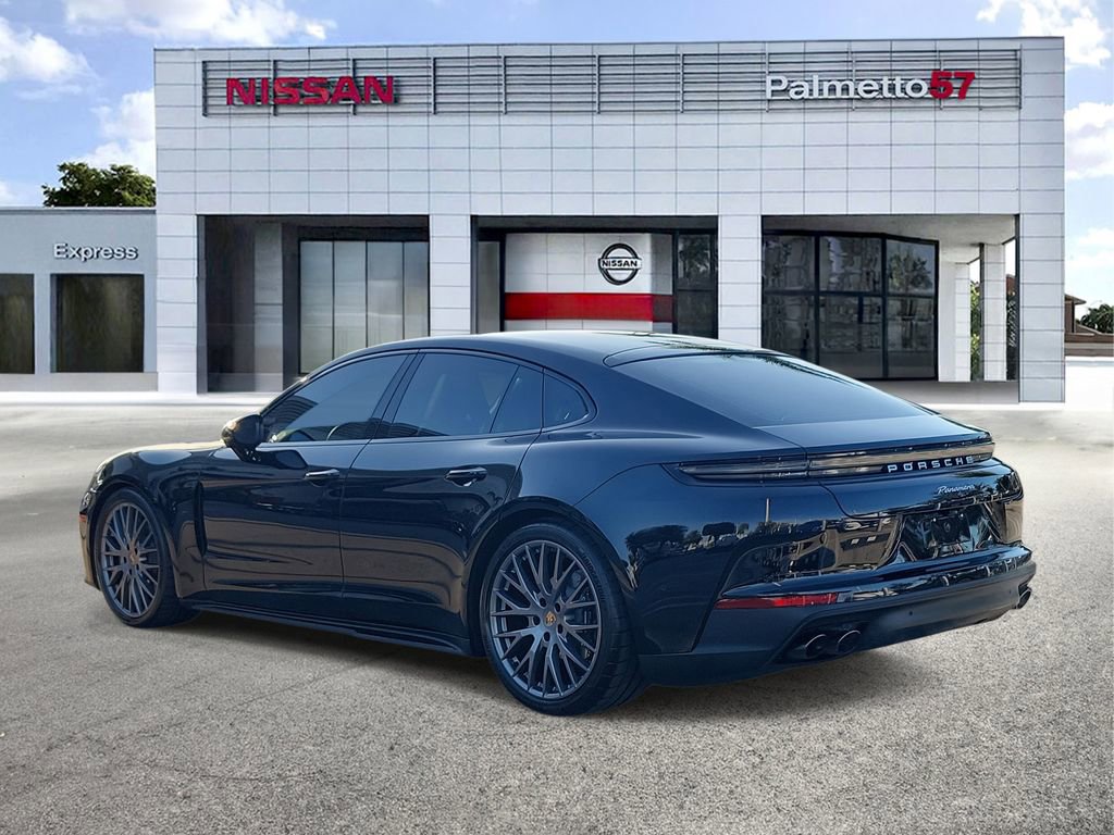 Used 2026 Porsche Panamera image 4