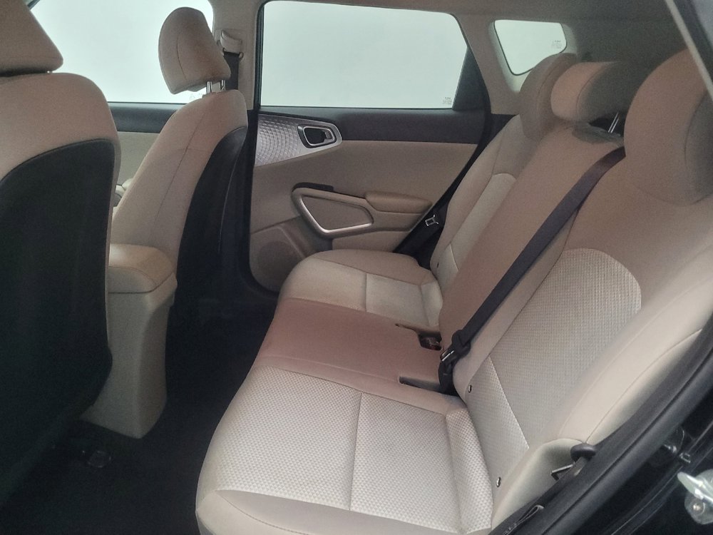 Used 2022 Kia Soul LX w/ Technology Package FWD image 18
