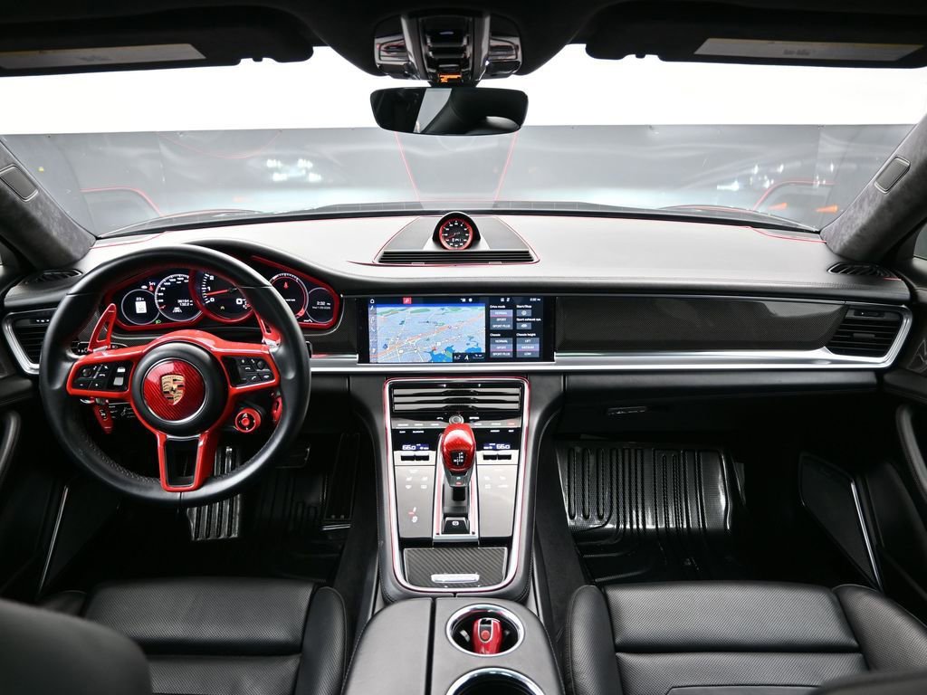 Used 2020 Porsche Panamera GTS image 10