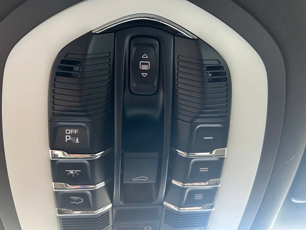 Used 2021 Porsche Macan S AWD/4WD image 54