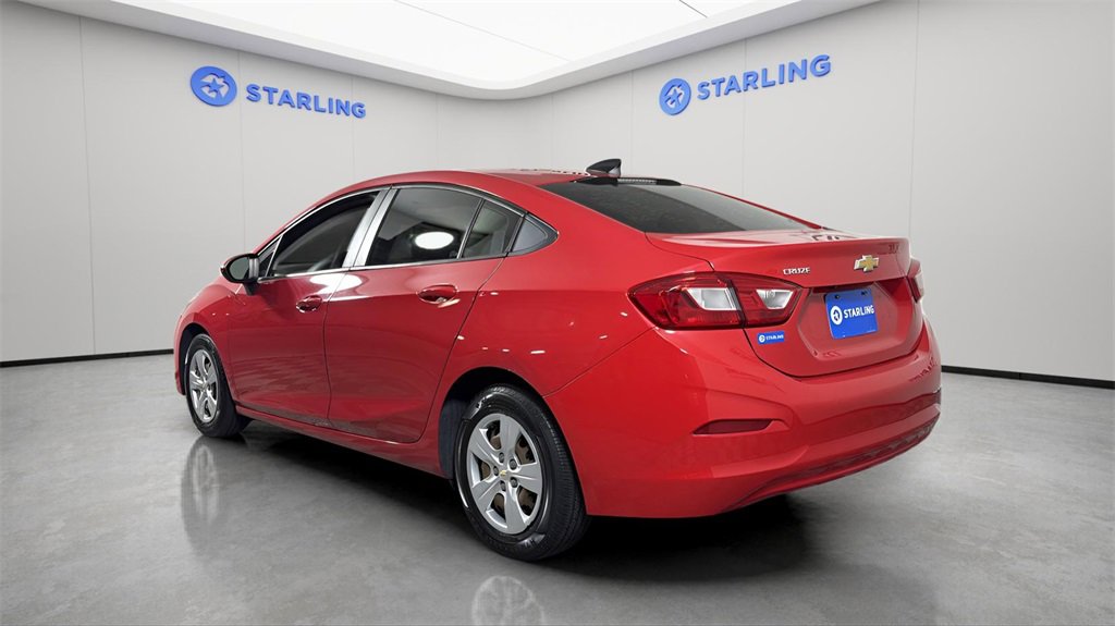 Used 2018 Chevrolet Cruze LS image 5
