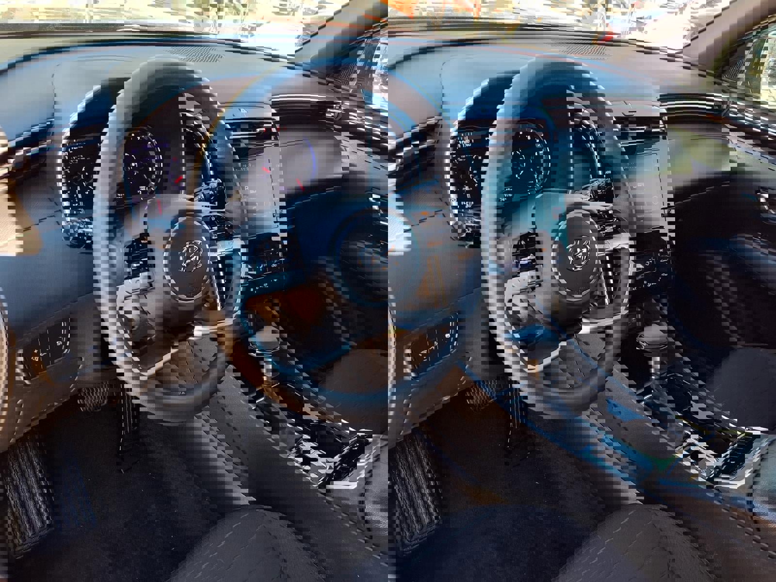 Used 2024 Hyundai Santa Cruz SEL image 16