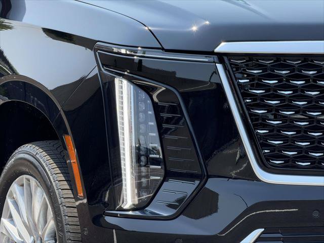 Used 2026 Cadillac Escalade Luxury w/ Touring Package AWD/4WD image 12