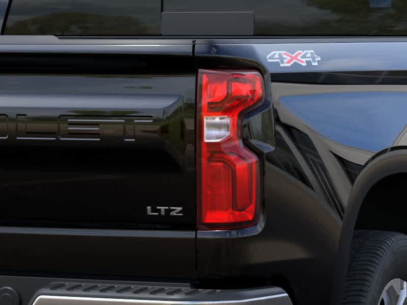 New 2025 Chevrolet Silverado 1500 LTZ w/ LTZ Premium Package AWD/4WD image 11