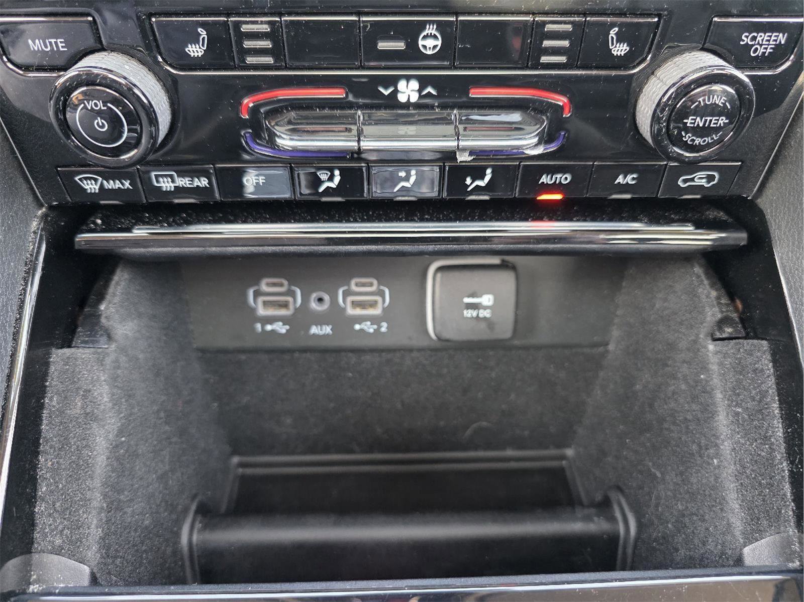 Used 2021 Jeep Grand Cherokee L Limited w/ Trailer Tow Group (B) image 19