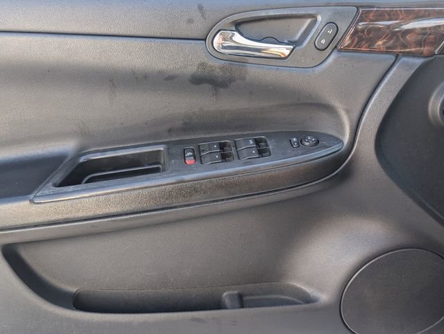 Used 2016 Chevrolet Impala LT FWD image 26